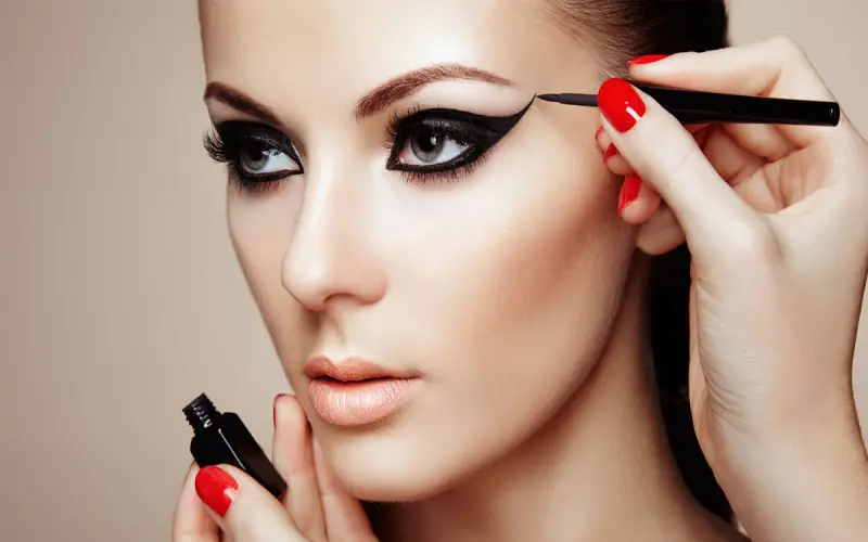 Profesyonel Makyaj Uygulaması